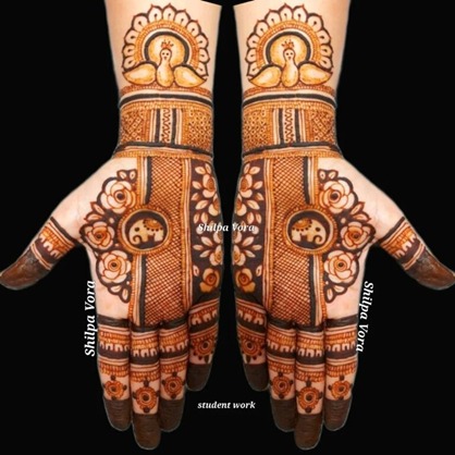 Create Sections In Your Mehndi 